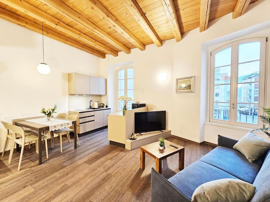 Plaza Deluxe Modern Center House - View Como Lake - Top Privacy Εξωτερικό φωτογραφία